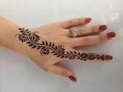 گل حنا سیاه